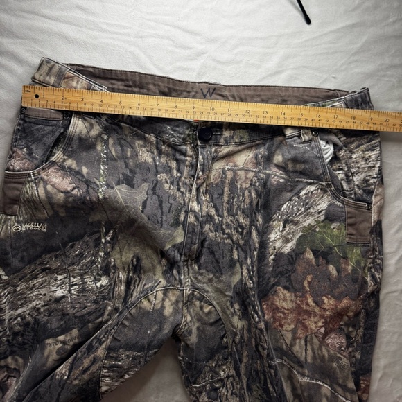 Magellan Outdoors Gray and Brown Apparel - Picture 3 of 6